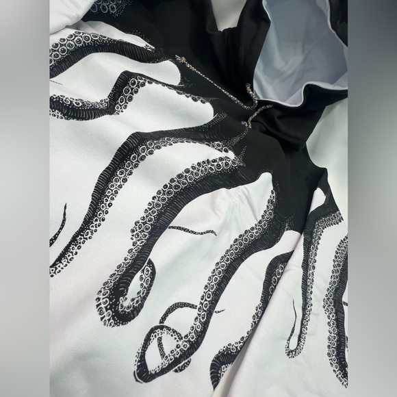 MARKET x VNGRD Og Octopus UV Hoodie Limited Edition In White Size: L - NWT - Picture 14 of 15